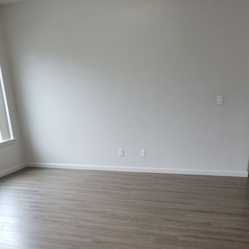 Listing image for Ileaha H